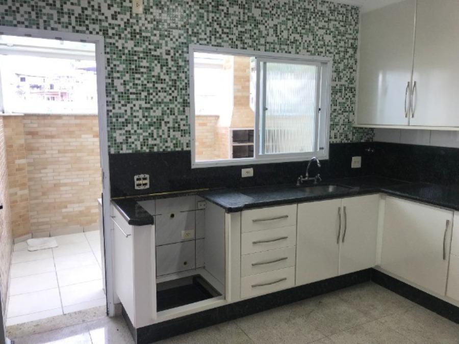 Sobrado à venda com 3 quartos, 200m² - Foto 11