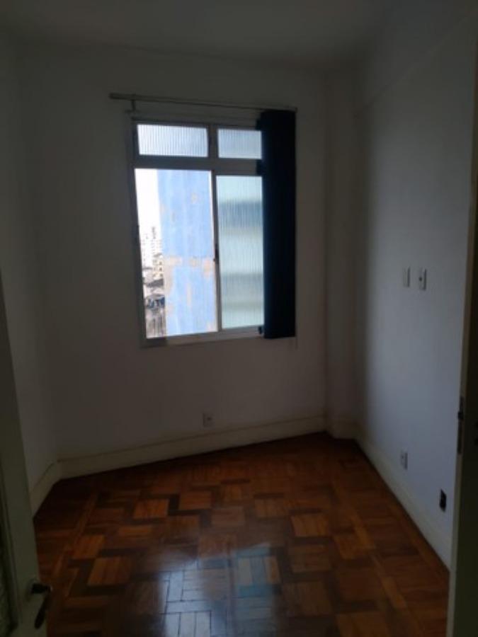 Apartamento à venda com 1 quarto, 120m² - Foto 2