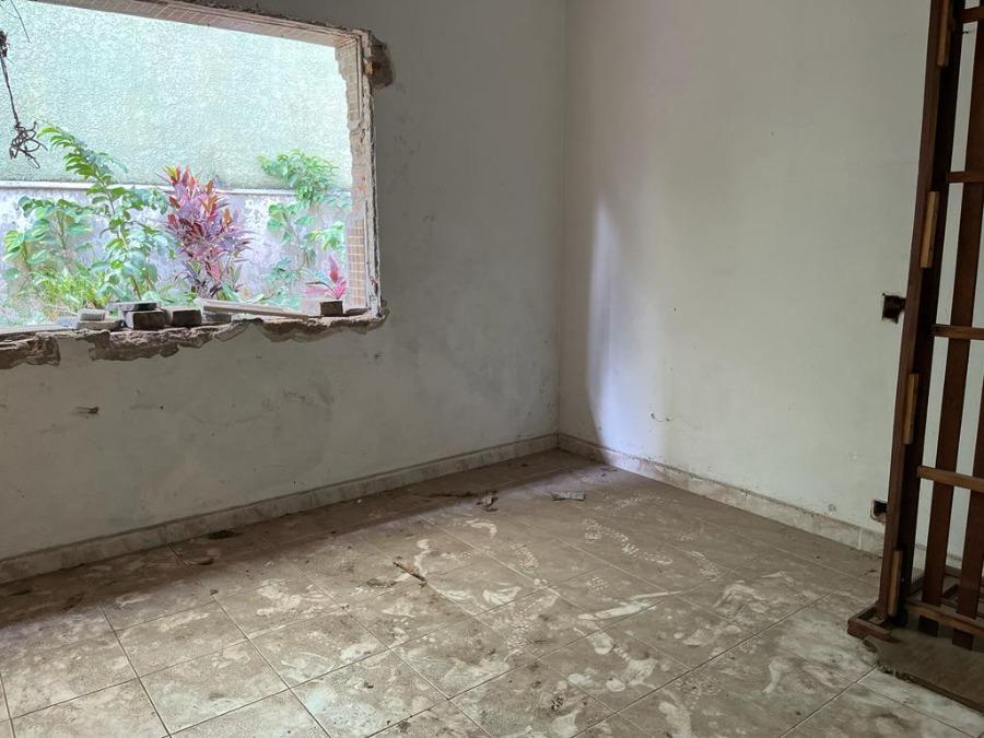 Terreno à venda com 1 quarto, 120m² - Foto 6