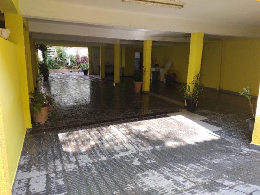 Sobrado à venda com 4 quartos, 500m² - Foto 2