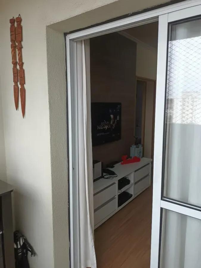 Apartamento à venda com 2 quartos, 64m² - Foto 10