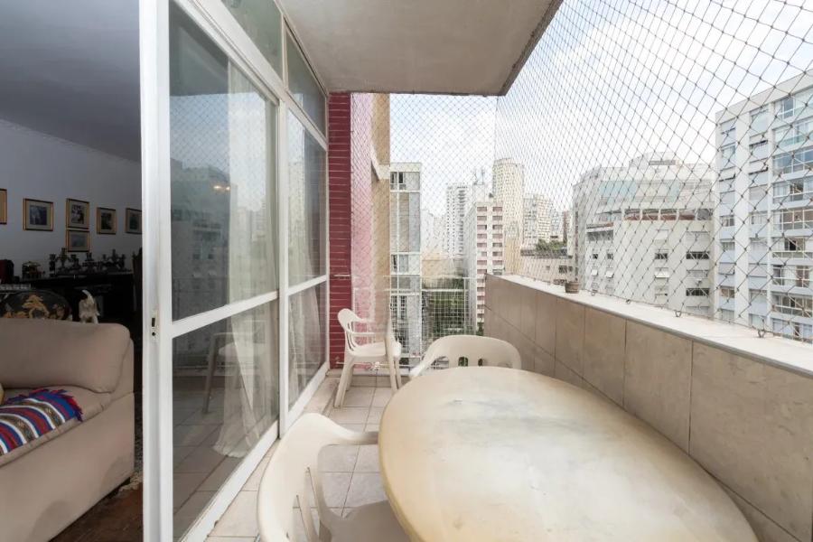 Apartamento à venda com 4 quartos, 247m² - Foto 18