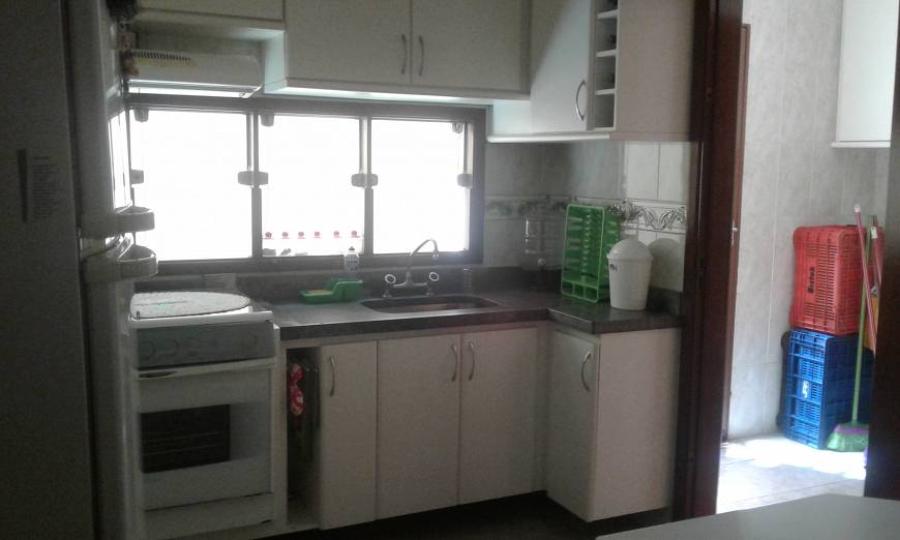 Sobrado à venda com 5 quartos, 180m² - Foto 9