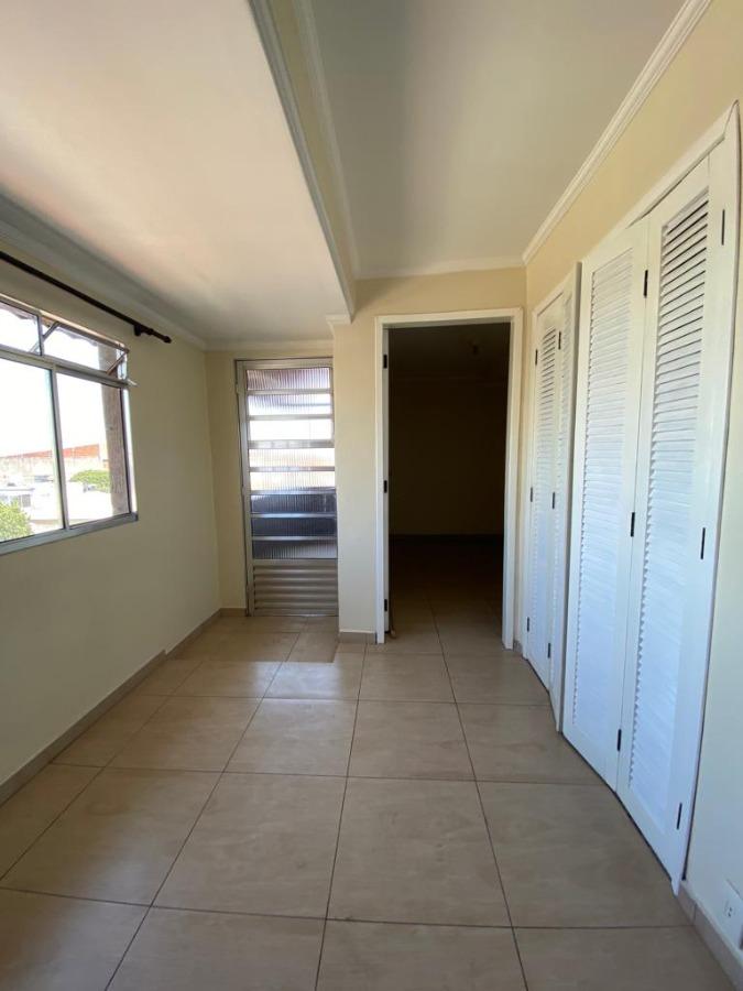 Sobrado à venda com 4 quartos, 250m² - Foto 3