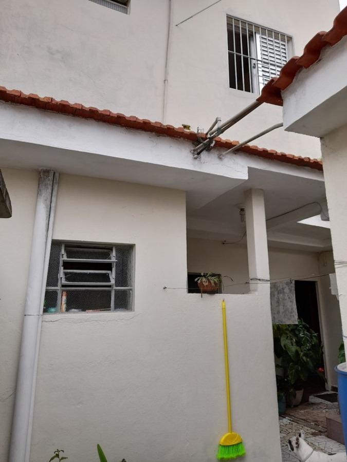 Casa à venda com 6 quartos, 167m² - Foto 4