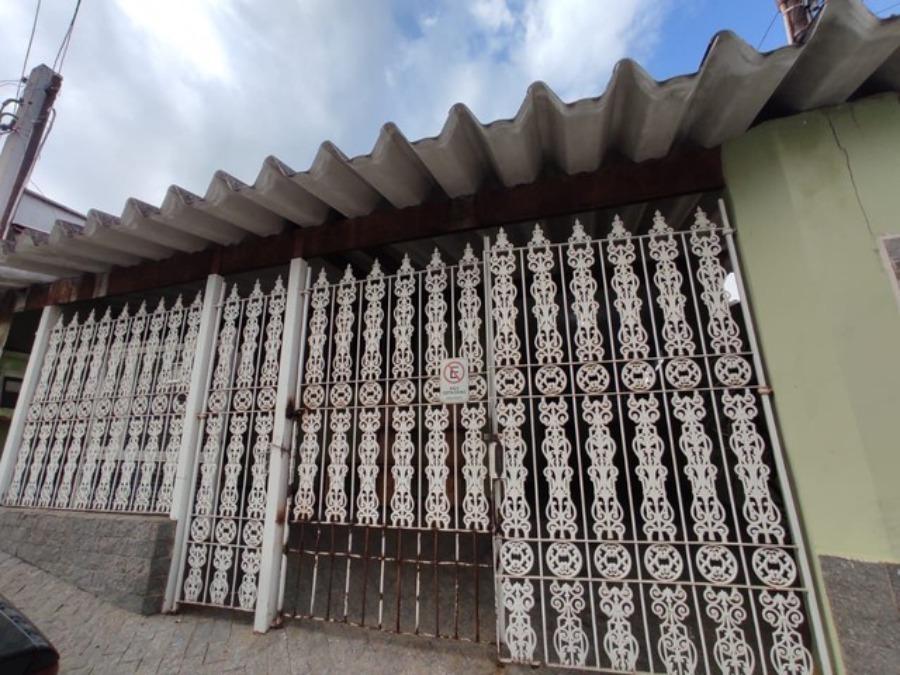 Sobrado à venda com 4 quartos, 194m² - Foto 1