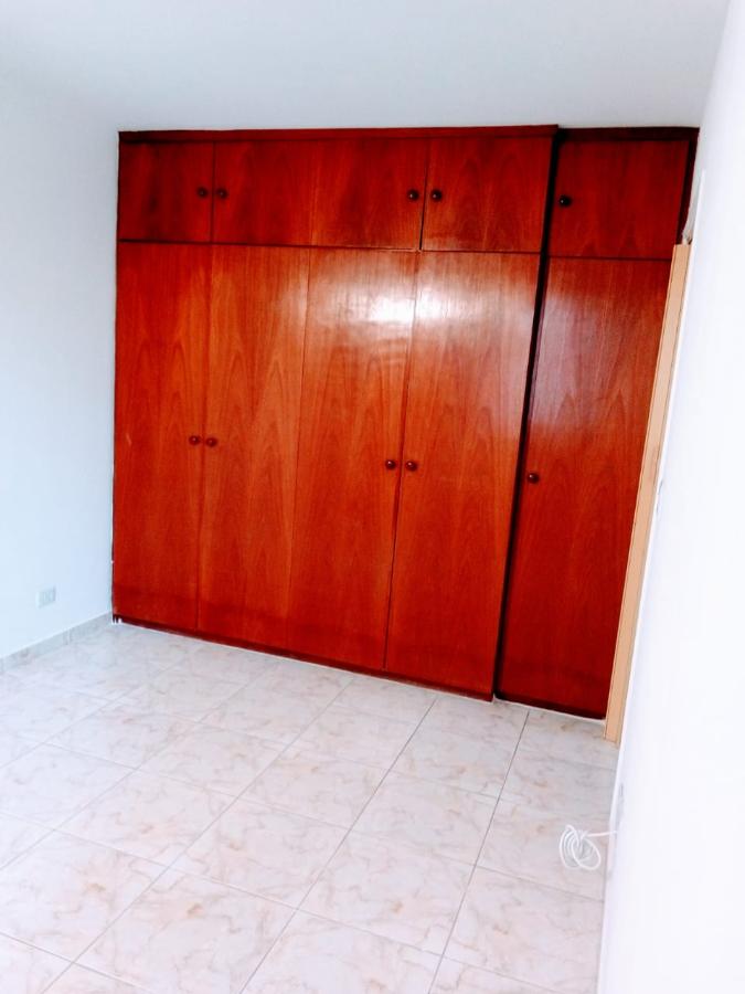 Apartamento à venda com 1 quarto, 53m² - Foto 2