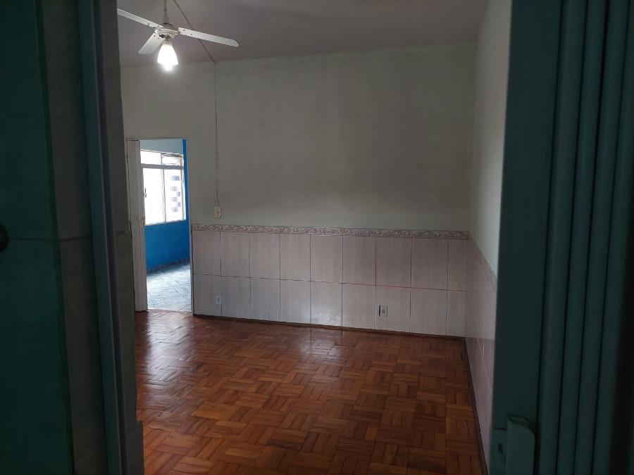 Casa à venda com 4 quartos, 250m² - Foto 8