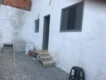 Casa para Venda por R$260.000,00 com 252m², 2 dormitórios, 1 vaga e 1 banheiro - Vila jurema, São  paulo / SP