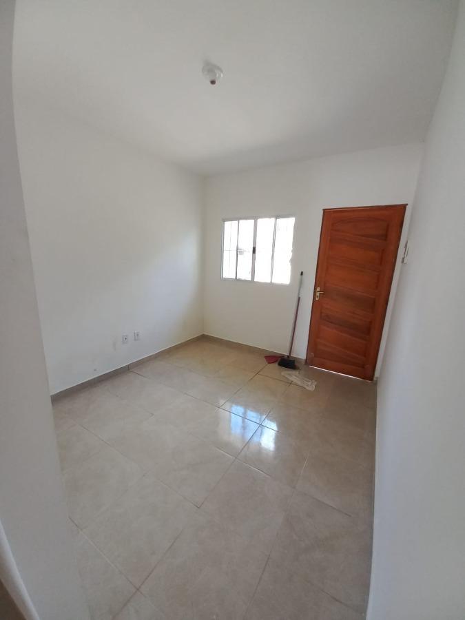 Sobrado à venda com 2 quartos, 120m² - Foto 2