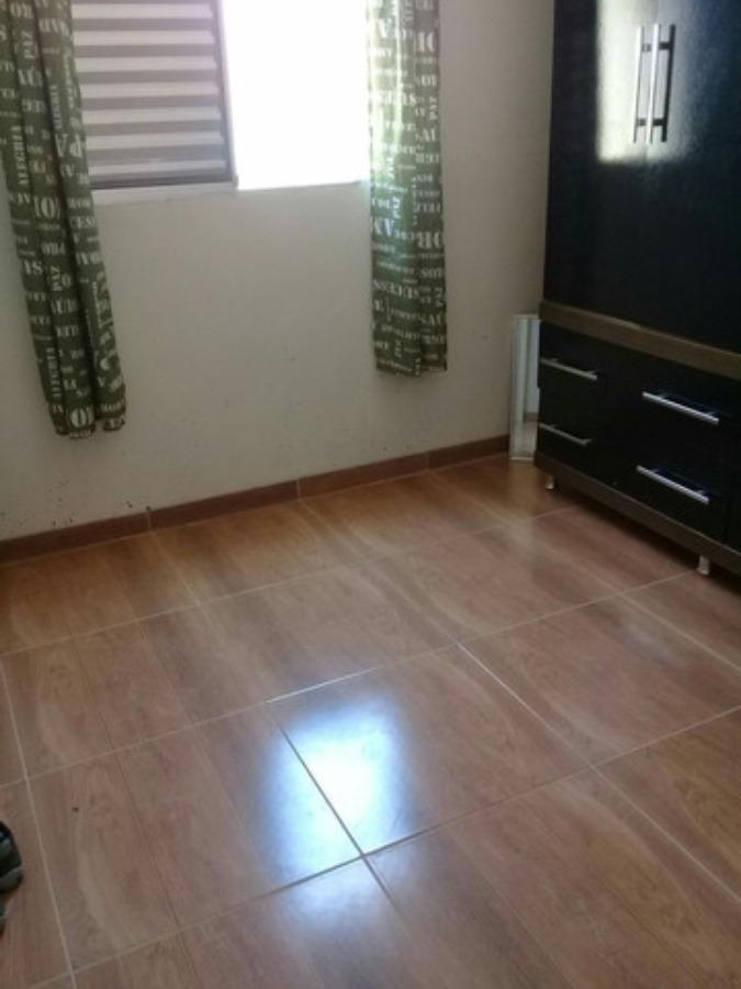 Casa à venda com 3 quartos, 120m² - Foto 1