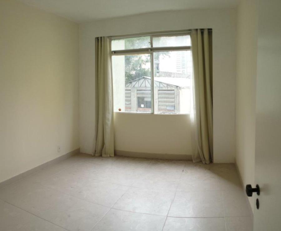 Apartamento à venda com 1 quarto, 120m² - Foto 2