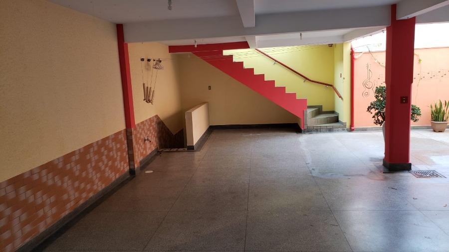 Sobrado à venda e aluguel com 3 quartos, 168m² - Foto 11