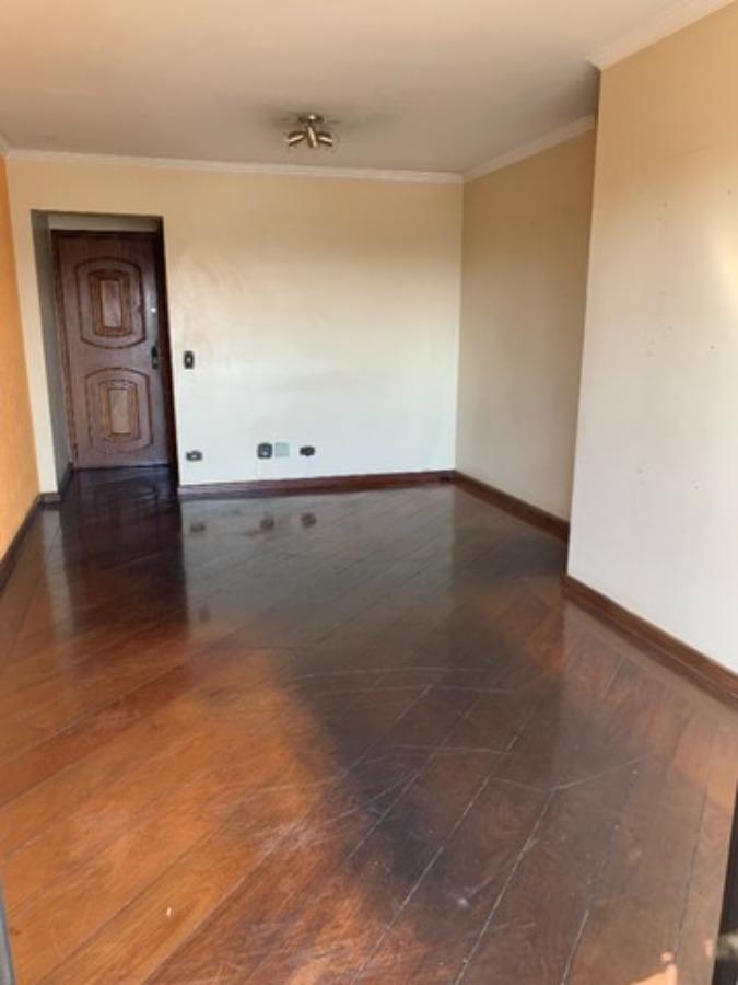 Apartamento à venda com 3 quartos, 75m² - Foto 15