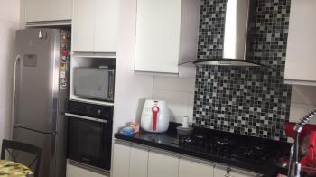 Sobrado para Venda por R$600.000,00 com 180m², 2 dormitórios, 2 vagas e 1 banheiro - Jardim vila formosa, São paulo / SP