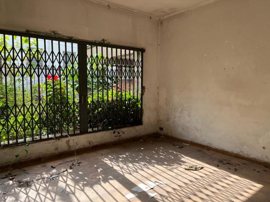 Terreno à venda com 1 quarto, 120m² - Foto 9