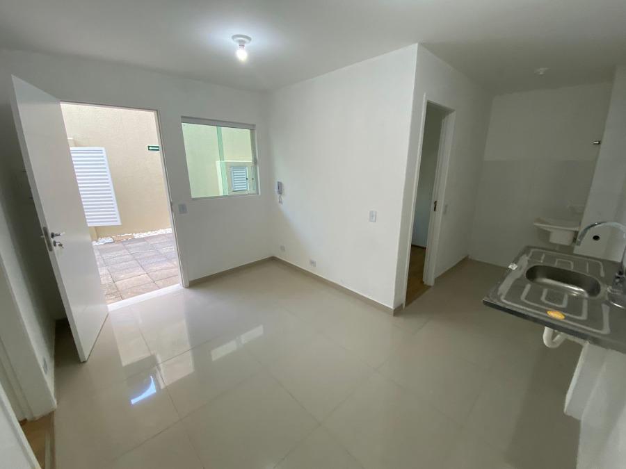 Apartamento à venda com 2 quartos, 37m² - Foto 3