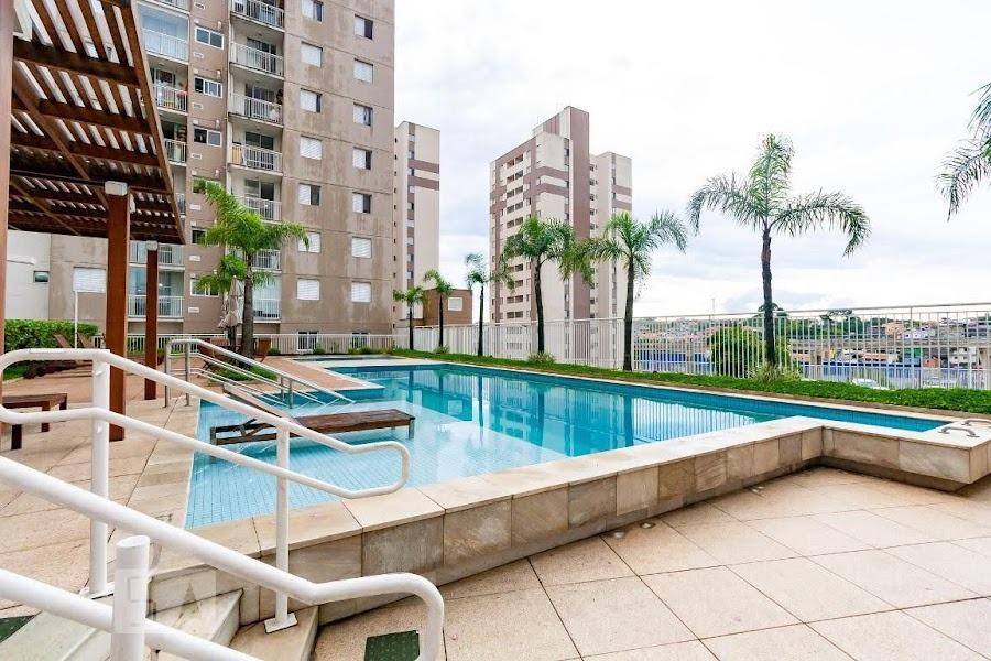 Apartamento à venda com 2 quartos, 65m² - Foto 3