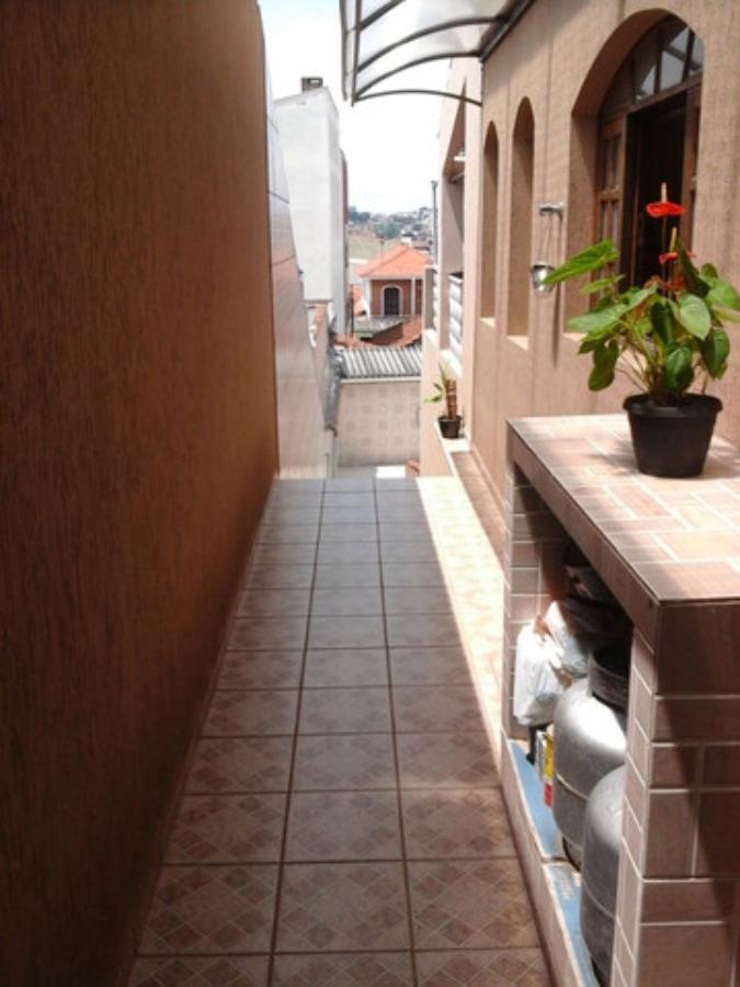 Sobrado à venda com 3 quartos, 154m² - Foto 3