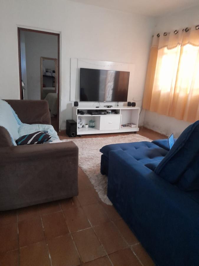 Casa à venda com 4 quartos, 120m² - Foto 1