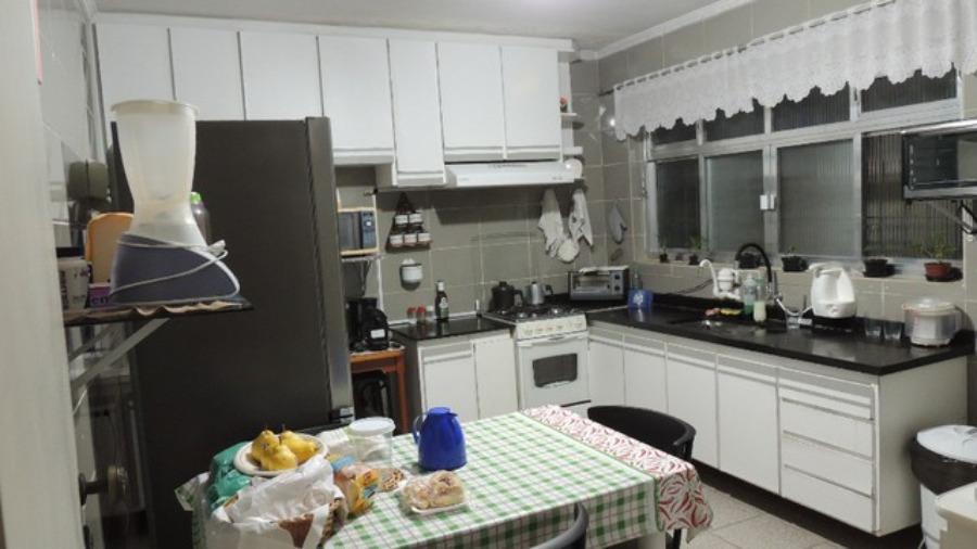 Sobrado à venda com 3 quartos, 110m² - Foto 1