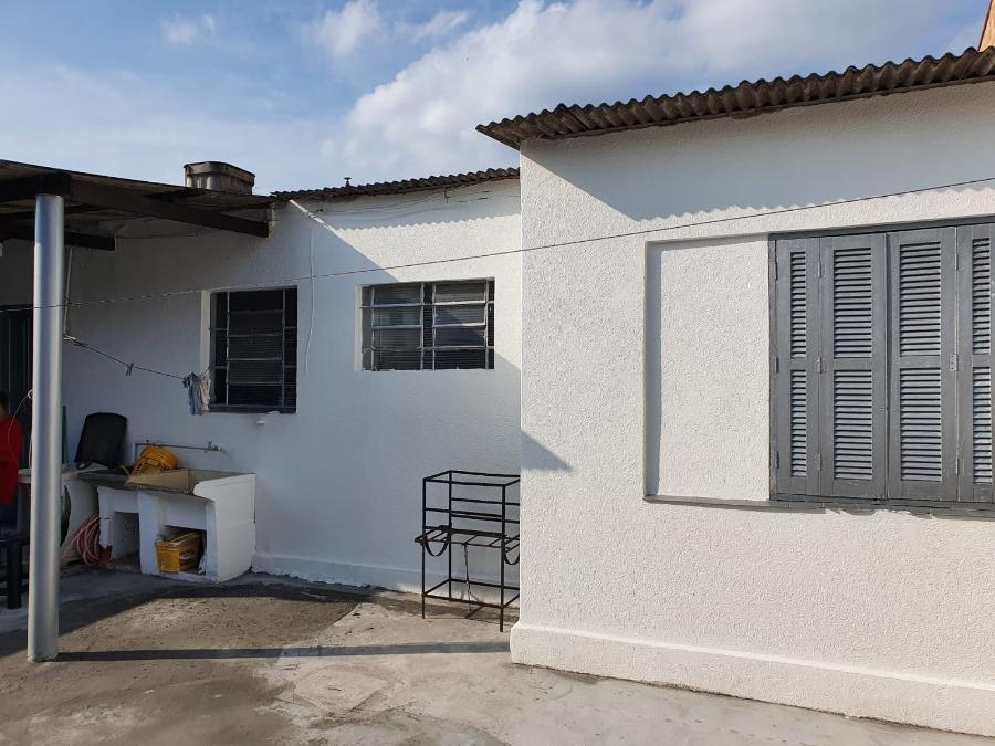 Casa à venda com 4 quartos, 140m² - Foto 8