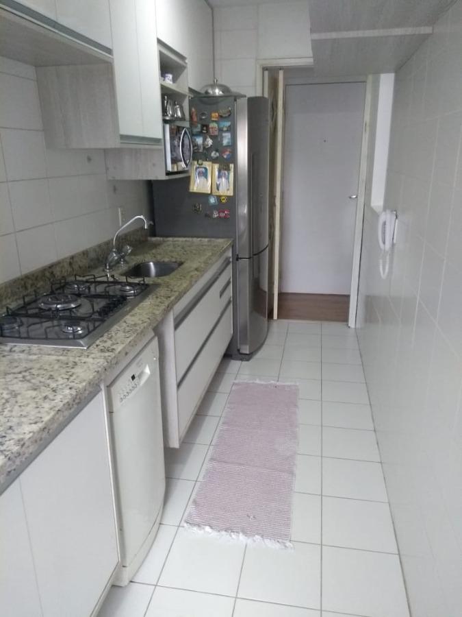 Apartamento à venda com 3 quartos, 83m² - Foto 16