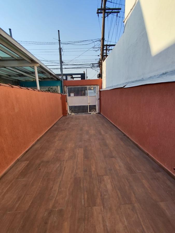 Sobrado à venda com 2 quartos, 120m² - Foto 2