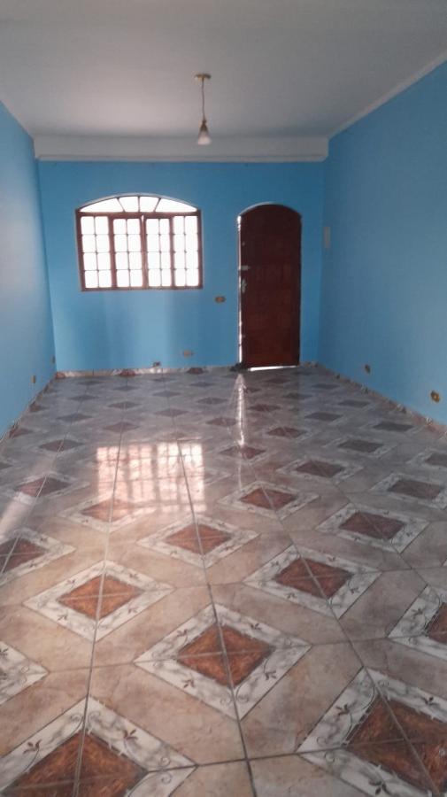 Sobrado para alugar com 3 quartos, 120m² - Foto 1