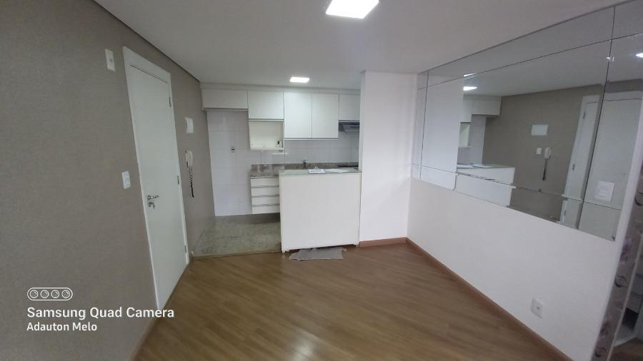 Apartamento à venda com 3 quartos, 120m² - Foto 2