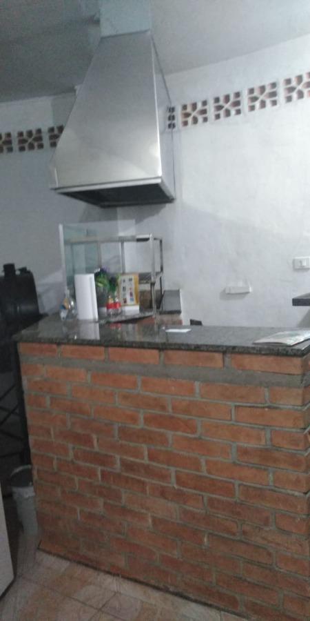 Sobrado à venda com 4 quartos, 200m² - Foto 11