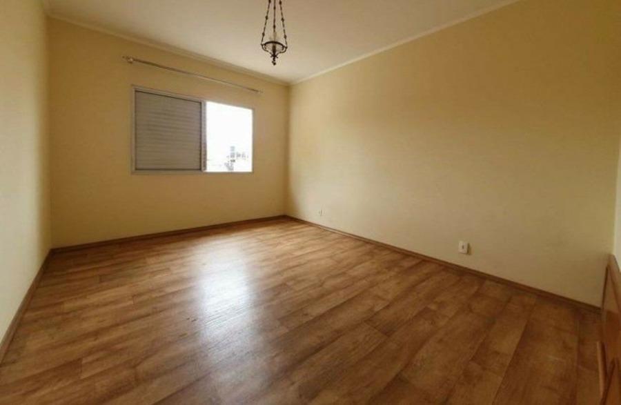 Sobrado à venda com 3 quartos, 150m² - Foto 2