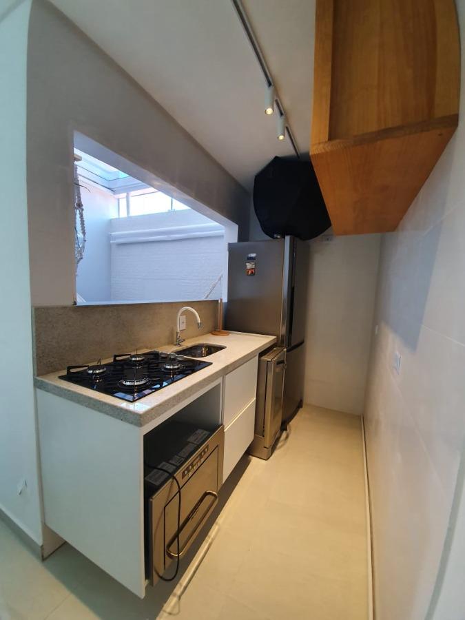 Apartamento à venda com 2 quartos, 40m² - Foto 15