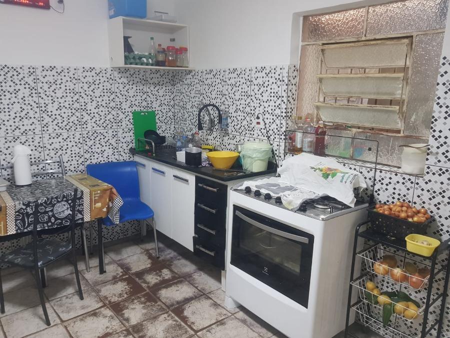 Casa à venda com 1 quarto, 300m² - Foto 20