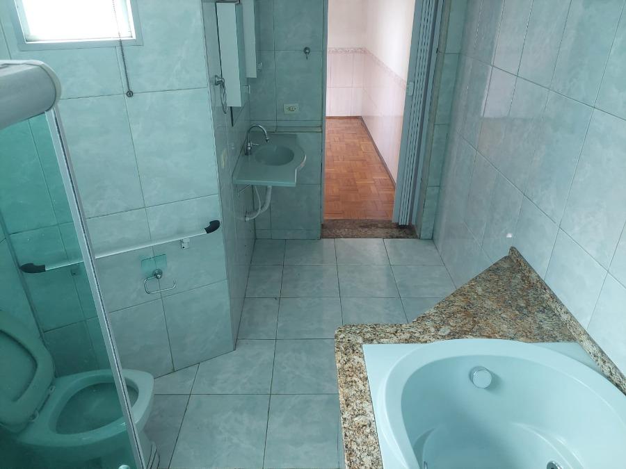 Casa à venda com 4 quartos, 250m² - Foto 13