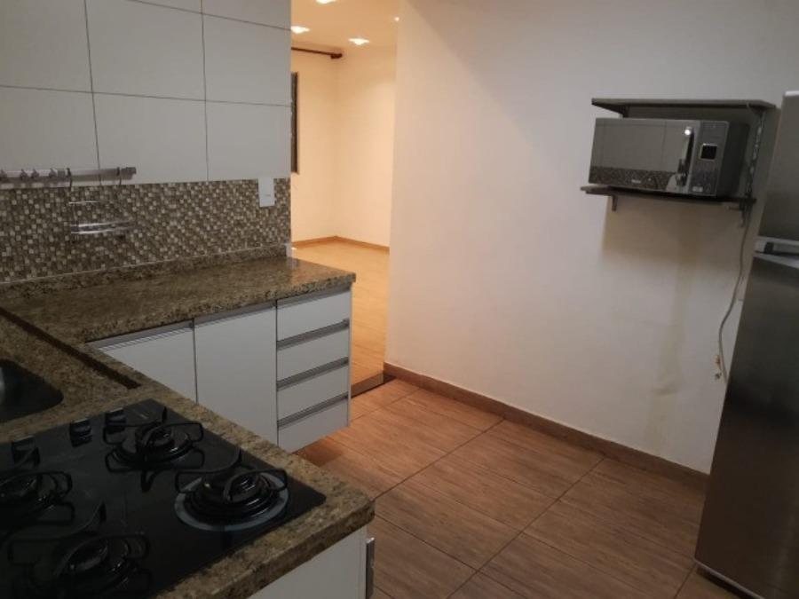 Apartamento à venda com 2 quartos, 62m² - Foto 17