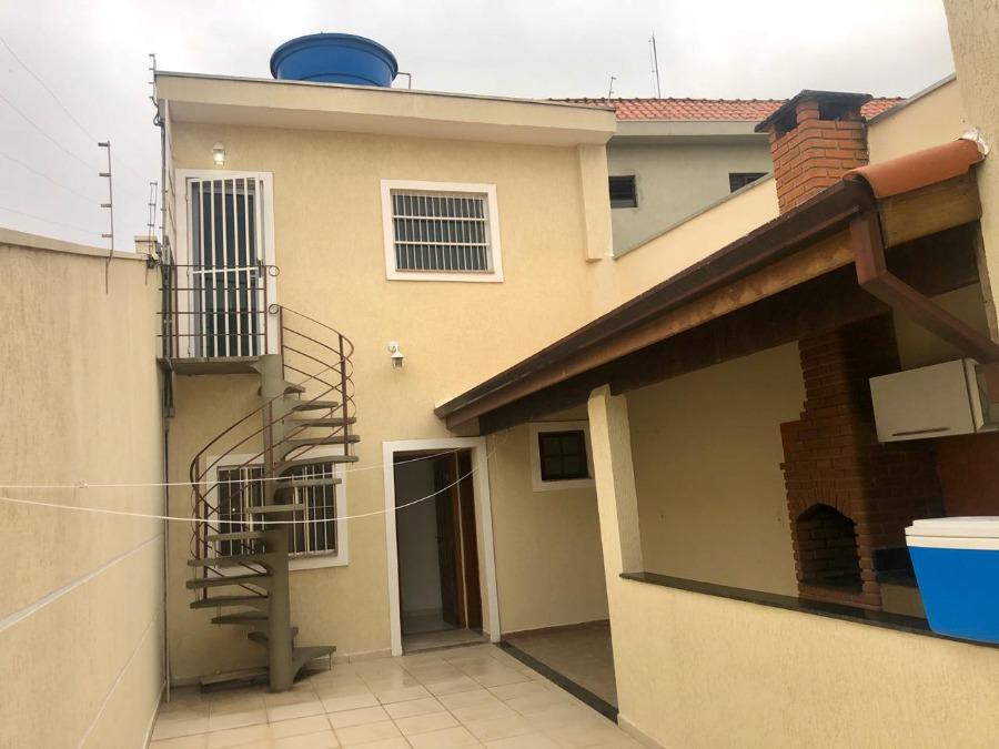 Sobrado à venda com 3 quartos, 220m² - Foto 1