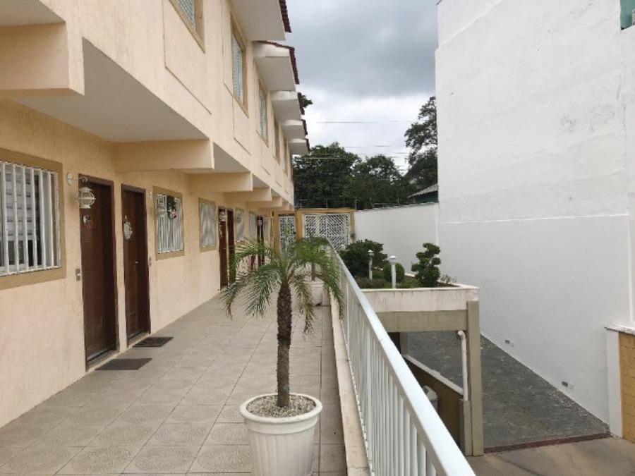 Sobrado à venda com 3 quartos, 200m² - Foto 2