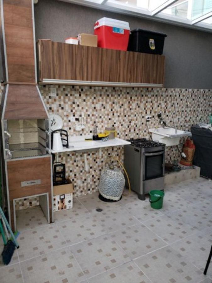 Sobrado à venda com 2 quartos, 120m² - Foto 2