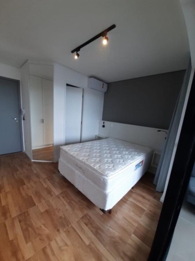 Kitnet e Studio à venda com 1 quarto, 32m² - Foto 3