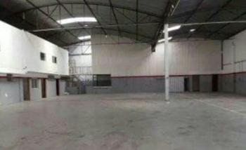 Comércio para Venda por R$2.700.000,00 e Aluguel á R$17.000,00/Mês com 700m², 4 banheiros e 8 salas - Penha, São paulo / SP