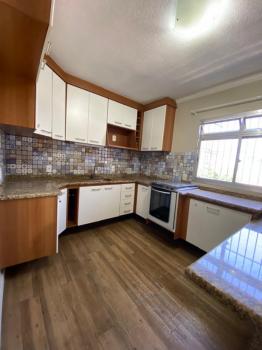 Sobrado para Venda por R$700.000,00 com 250m², 4 dormitórios, 1 suite e 2 vagas - Jardim coimbra, São paulo / SP