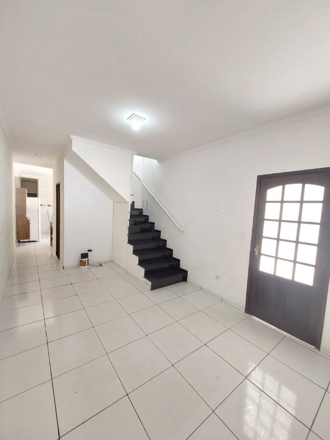 Sobrado à venda com 4 quartos, 125m² - Foto 3