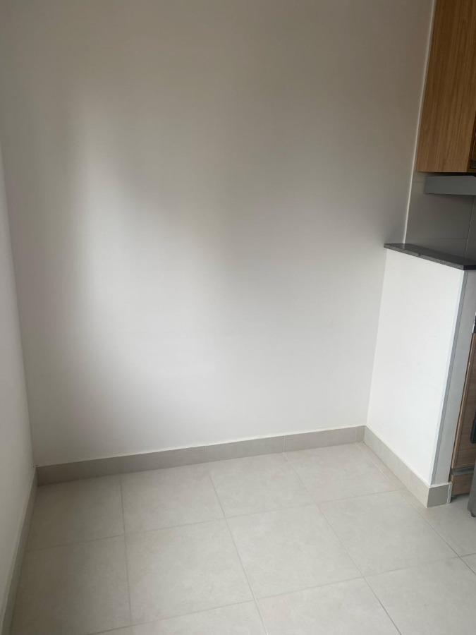 Apartamento à venda com 2 quartos, 32m² - Foto 13