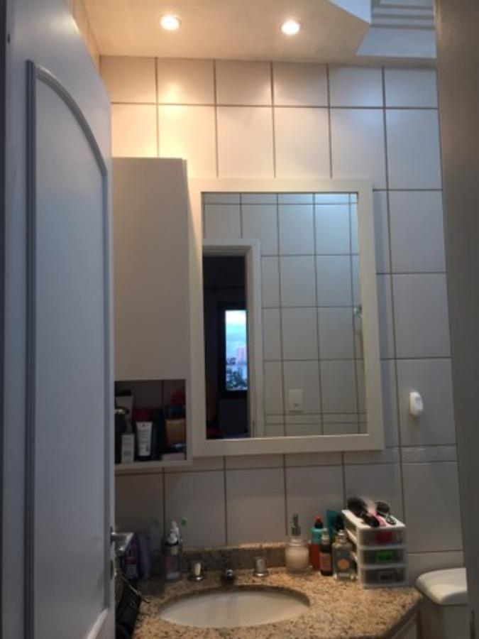 Apartamento à venda com 2 quartos, 60m² - Foto 8