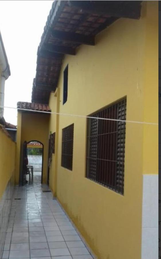 Casa à venda com 2 quartos, 60m² - Foto 3