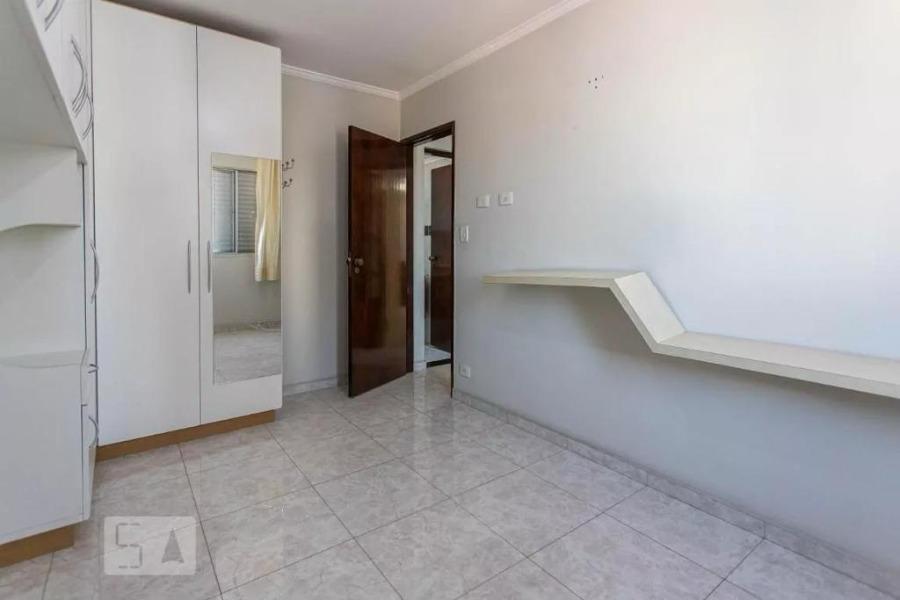 Apartamento à venda com 2 quartos, 70m² - Foto 17