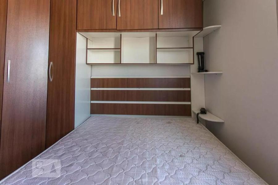 Apartamento à venda com 2 quartos, 70m² - Foto 13