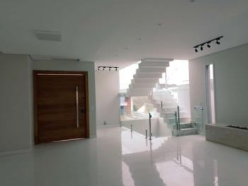 Sobrado para Venda por R$2.580.000,00 com 4 dormitórios, 2 suites e 3 banheiros - Aruã, Mogi das cruzes / SP