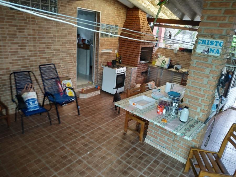 Casa à venda com 3 quartos, 192m² - Foto 2